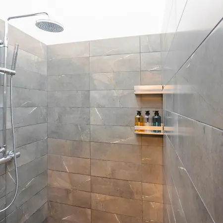 Holidays In Via Bono 57 דירה *